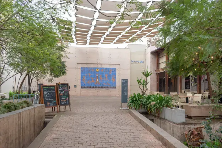 Plaza Mulato Gil de Castro in Barrio Lastarria