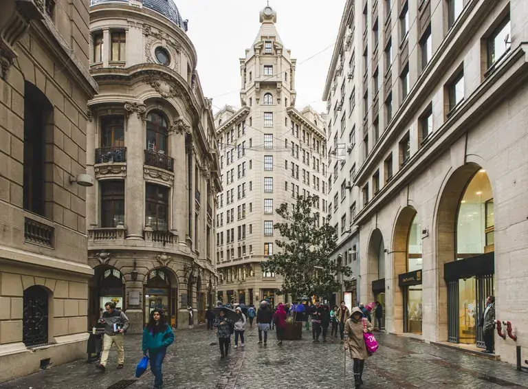 Paseo Nueva York and the Santiago Stock Exchange